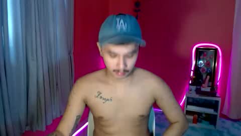 Snapshot of ethan_uwuxx chatting on September 27, 2025, 3:22 am DAVE online show from September 27, 2025, 3:22 am