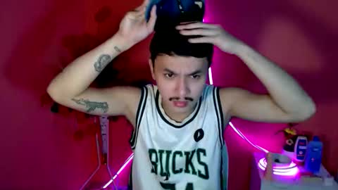 Snapshot of ethan_uwuxx chatting on October 14, 2025, 3:51 am DAVE online show from October 14, 2025, 3:51 am