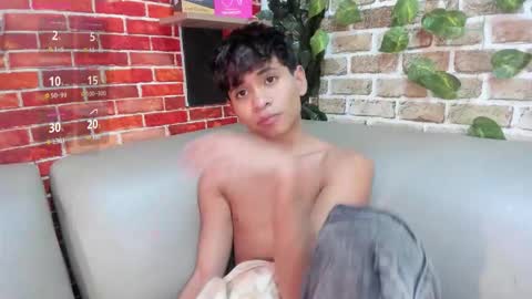 Ethan online show from March 26, 2026, 9:42 pm