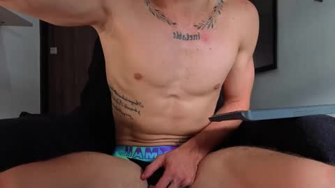 Snapshot of ethangreey1 chatting on October 14, 2025, 12:17 pm ethangreey1 online show from October 14, 2025, 12:17 pm