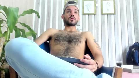 Ethan Grey online show from September 18, 2025, 11:12 am