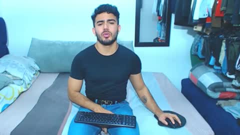 Ethan online show from January 24, 2025, 7:07 pm