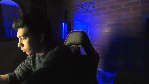 Snapshot of ethann2_ chatting on April 4, 2026, 6:22 am ethann2_ online show from April 4, 2026, 6:22 am