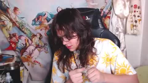 Snapshot of ethereal_thom chatting on March 6, 2025, 4:30 am ethereal_thom online show from March 6, 2025, 4:30 am