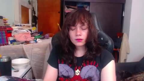 Snapshot of ethereal_thom chatting on September 24, 2025, 2:04 am ethereal_thom online show from September 24, 2025, 2:04 am