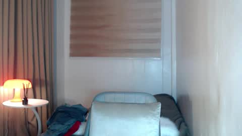 Snapshot of etherealboytoy4hire chatting on January 8, 2026, 2:03 am Rey online show from January 8, 2026, 2:03 am