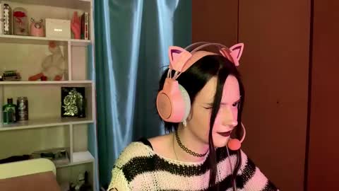 Snapshot of eunabiddlecome chatting on February 23, 2026, 11:07 am Kate online show from February 23, 2026, 11:07 am