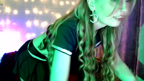 Liana online show from January 26, 2025, 4:51 pm