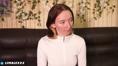 check about me online show from October 31, 2025, 6:31 pm