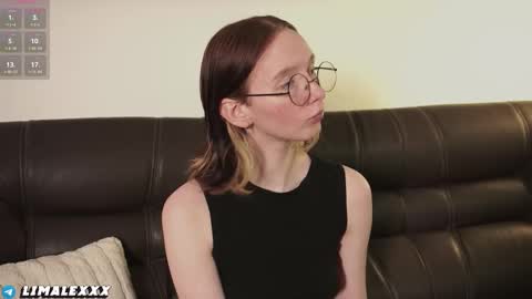 check about me online show from November 6, 2025, 5:36 pm