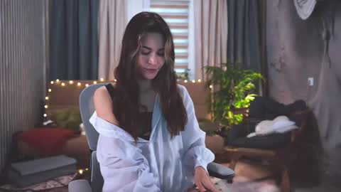 Mira online show from December 2, 2025, 7:14 am