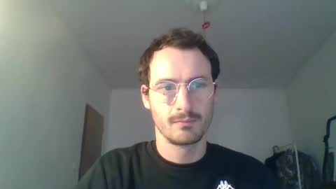 Snapshot of europe_bang chatting on January 19, 2025, 12:28 pm Andrea online show from January 19, 2025, 12:28 pm