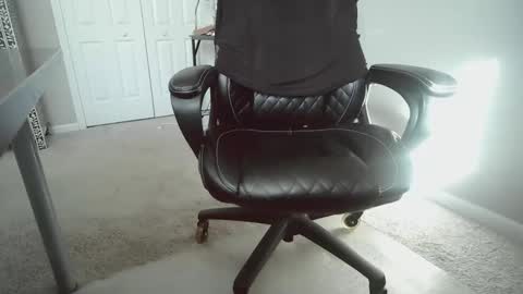 europianexperimnt00 online show from February 9, 2025, 8:56 pm