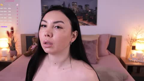 Snapshot of eva__si chatting on February 23, 2025, 11:33 am Eva online show from February 23, 2025, 11:33 am