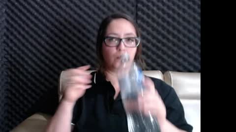eva online show from May 11, 2026, 1:22 am