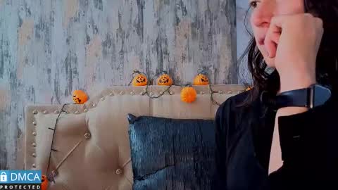 eva delight online show from October 21, 2025, 11:11 am