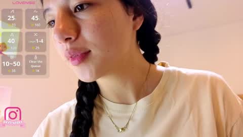 Snapshot of eva_depp_ chatting on May 15, 2026, 10:11 am Eva online show from May 15, 2026, 10:11 am
