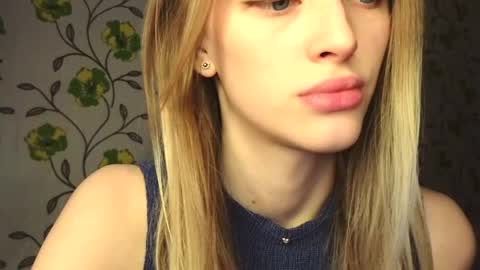Evvie online show from May 8, 2026, 7:46 am