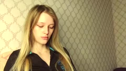 Evvie online show from May 15, 2026, 2:24 pm