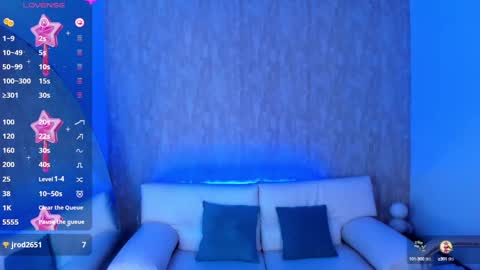eva_hells online show from October 10, 2025, 7:57 pm