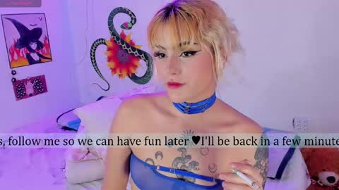 Eva  online show from September 30, 2025, 10:42 am