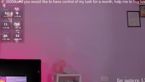 Eva  online show from November 29, 2025, 11:13 am