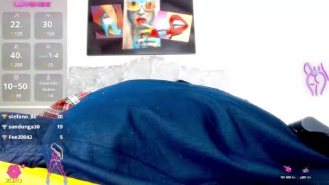 EVA online show from December 15, 2024, 5:53 pm