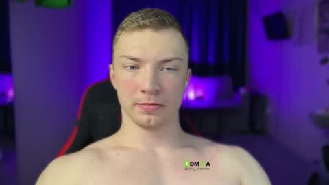 Eva and Iron online show from February 23, 2026, 8:39 pm