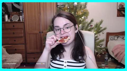 Gamer Katt online show from December 29, 2024, 11:07 am