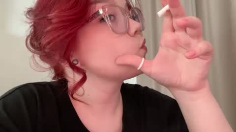 eva_kittenn online show from June 22, 2026, 3:53 pm