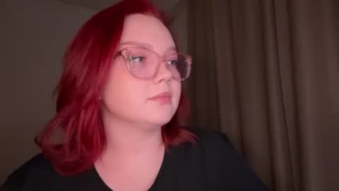 eva_kittenn online show from June 24, 2026, 9:25 pm