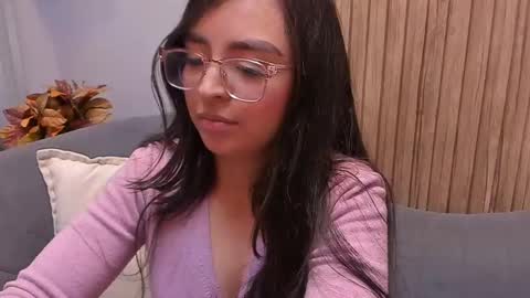 Angelinne online show from December 22, 2024, 6:39 am