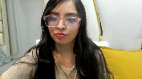 Angelinne online show from March 9, 2025, 3:43 am
