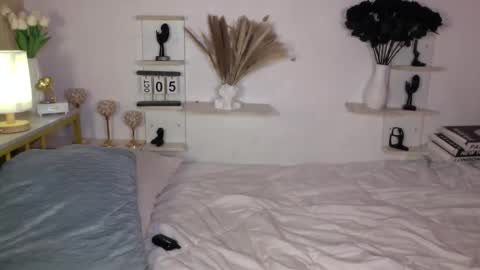 Queen Eva Mazikeen online show from October 5, 2025, 9:13 pm