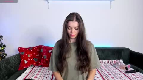 Eva online show from December 15, 2025, 9:46 am