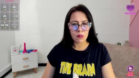 Eva  online show from March 5, 2026, 3:08 pm