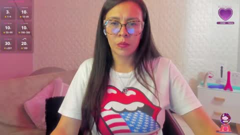 Eva  online show from April 11, 2026, 12:04 am