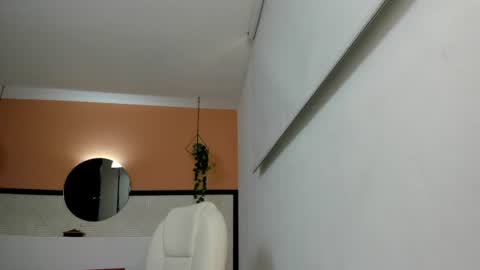 Snapshot of eva_monet chatting on June 26, 2026, 6:01 pm eva_monet online show from June 26, 2026, 6:01 pm