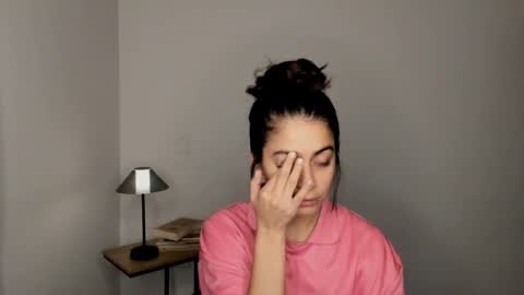 Snapshot of eva_monn chatting on February 17, 2026, 12:29 am eva_monn online show from February 17, 2026, 12:29 am