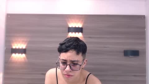 Snapshot of eva_monwalker chatting on January 12, 2025, 7:42 pm Eva cute online show from January 12, 2025, 7:42 pm