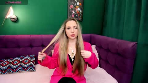 Snapshot of eva_moran chatting on November 26, 2025, 1:39 am Eva 3 online show from November 26, 2025, 1:39 am