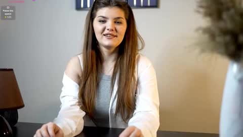 Snapshot of eva_nyyx chatting on February 4, 2026, 9:09 pm EvaNyx online show from February 4, 2026, 9:09 pm