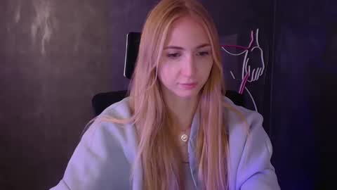 Eva online show from October 6, 2025, 11:29 am