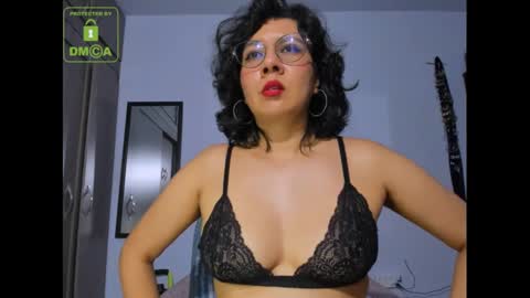 Eva online show from October 11, 2025, 2:11 am