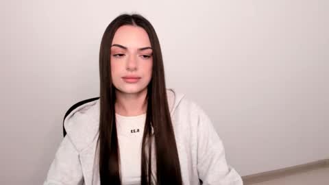 Snapshot of eva_rossee_ chatting on February 12, 2025, 6:30 pm Eva online show from February 12, 2025, 6:30 pm