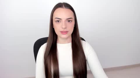 Snapshot of eva_rossee_ chatting on February 27, 2025, 12:34 pm Eva online show from February 27, 2025, 12:34 pm
