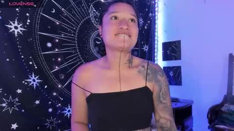 Eva  online show from October 11, 2025, 7:40 am