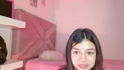 Eva Sin online show from June 1, 2026, 12:01 am