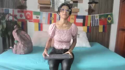 Snapshot of evaa_campbell chatting on June 26, 2026, 12:09 pm Eva online show from June 26, 2026, 12:09 pm