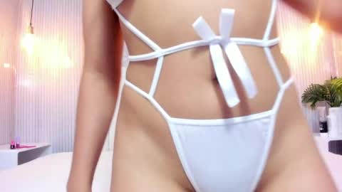 Snapshot of evaa_honey chatting on May 17, 2026, 2:20 am evaa_honey online show from May 17, 2026, 2:20 am